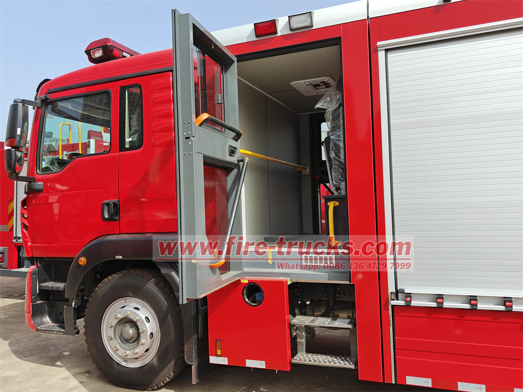 HOWO foam tender fire truck