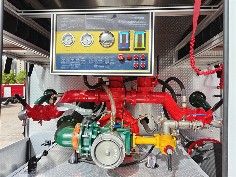Isuzu 300HP pumper fire apparatus truck rear pump room