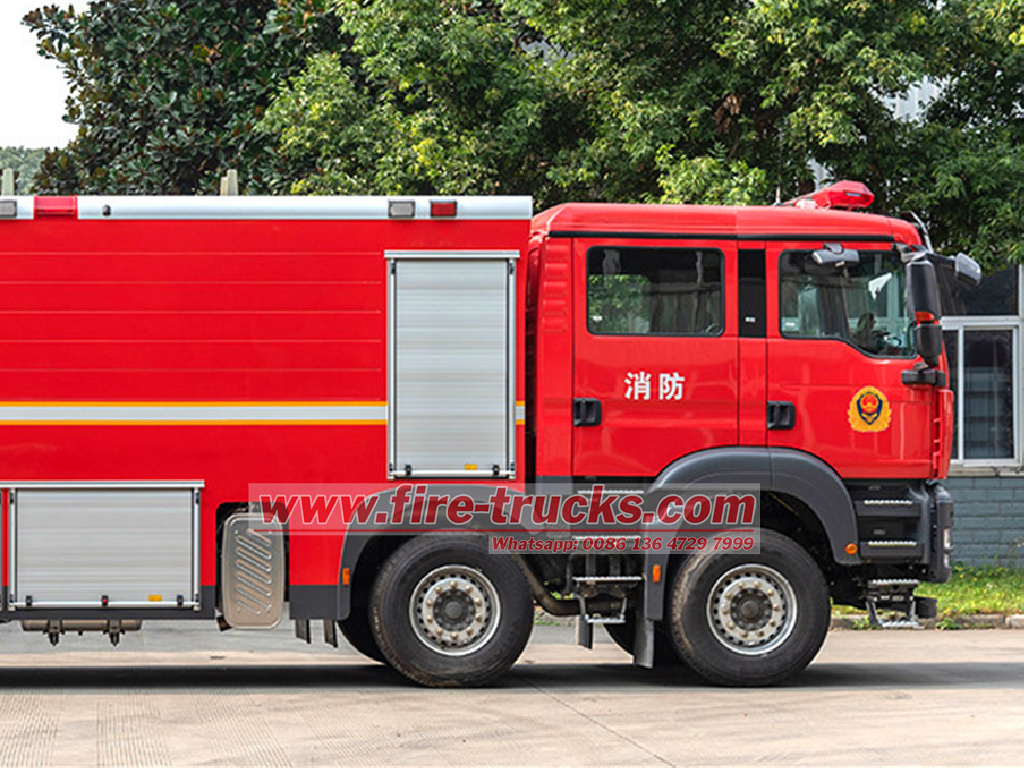 HOWO double cabin fire truck