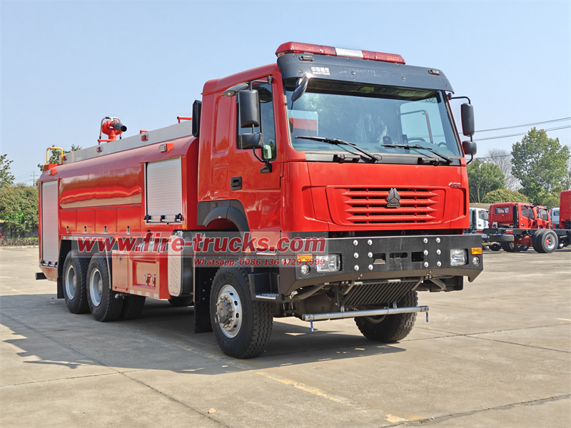 HOWO 6X6 water tender fire fighting truck