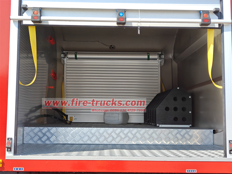  HOWO 6X6 400HP engine water tanker fire truck