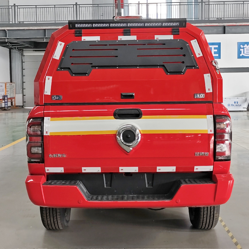 Grate Wall 4x4 offroad Fire Command Vehicle rear view