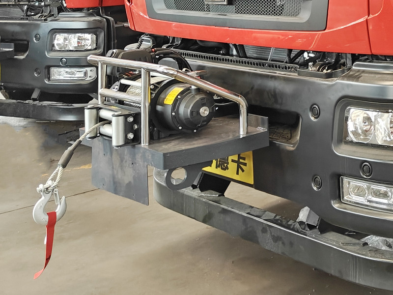 HOWO emergency rescue fire truck towing winch HOWO emergency rescue fire truck towing winch