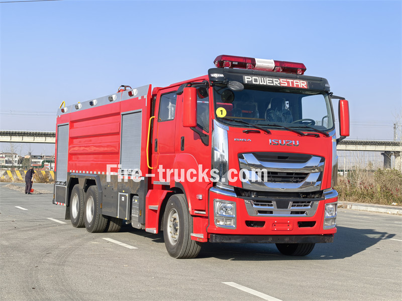 isuzu FVZ truck mounted 10 cbm water foam tanker